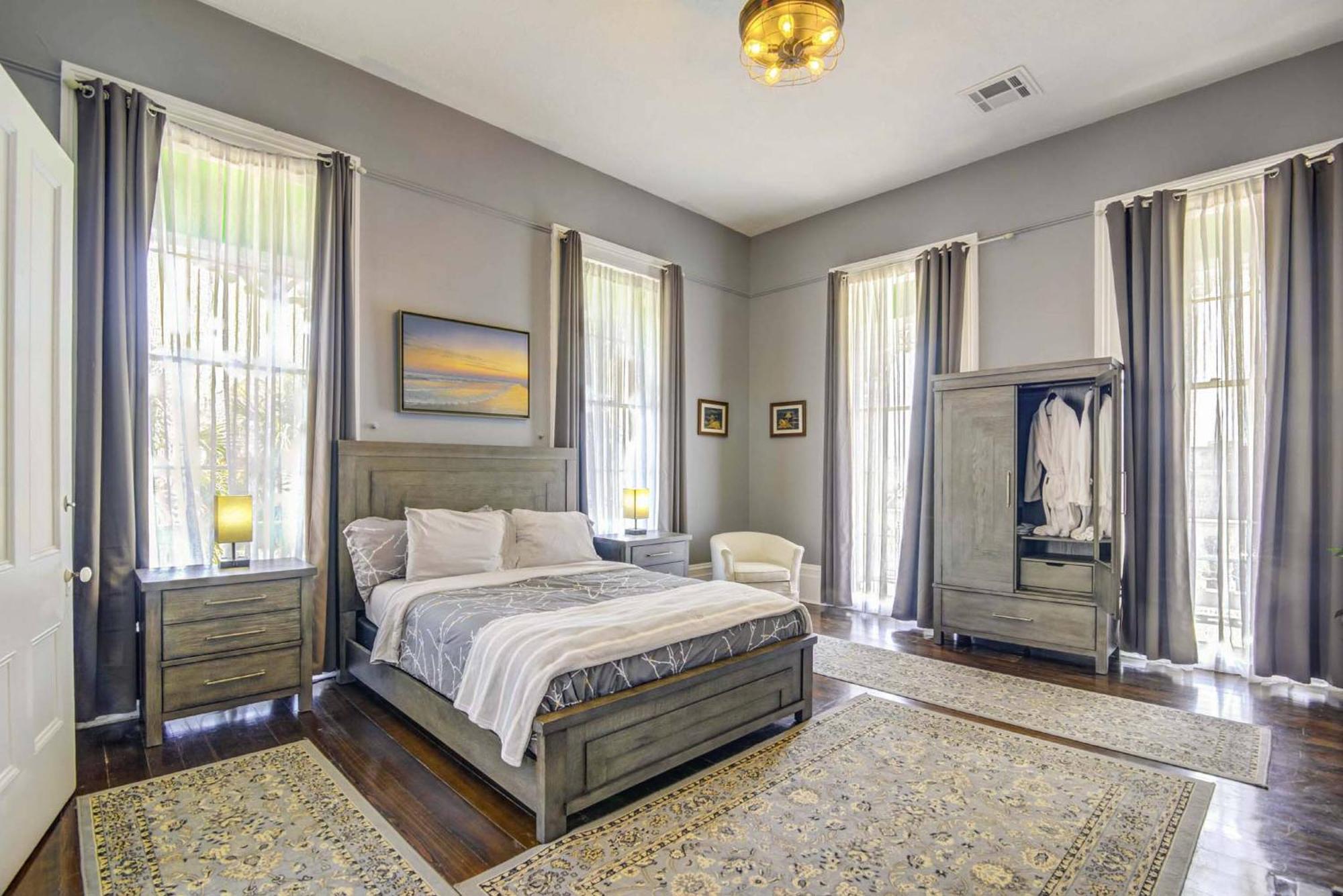 The George Manor Galveston