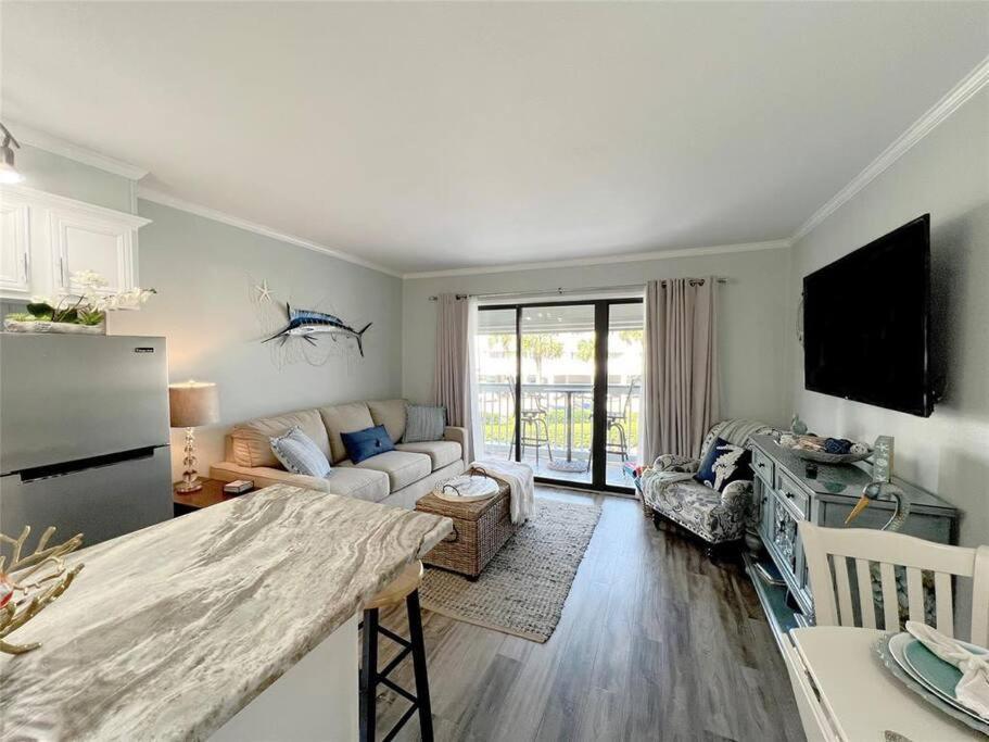 Casa Del Marlin - Your Retreat On Island, Tx Apartment Galveston