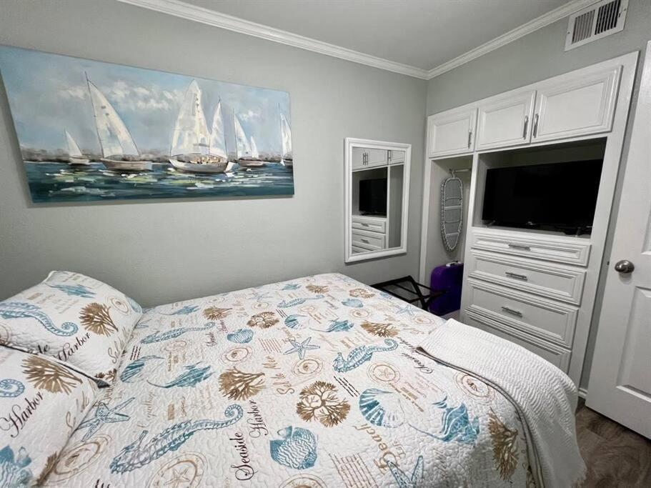 Casa Del Marlin - Your Retreat On Island, Tx Apartment Galveston