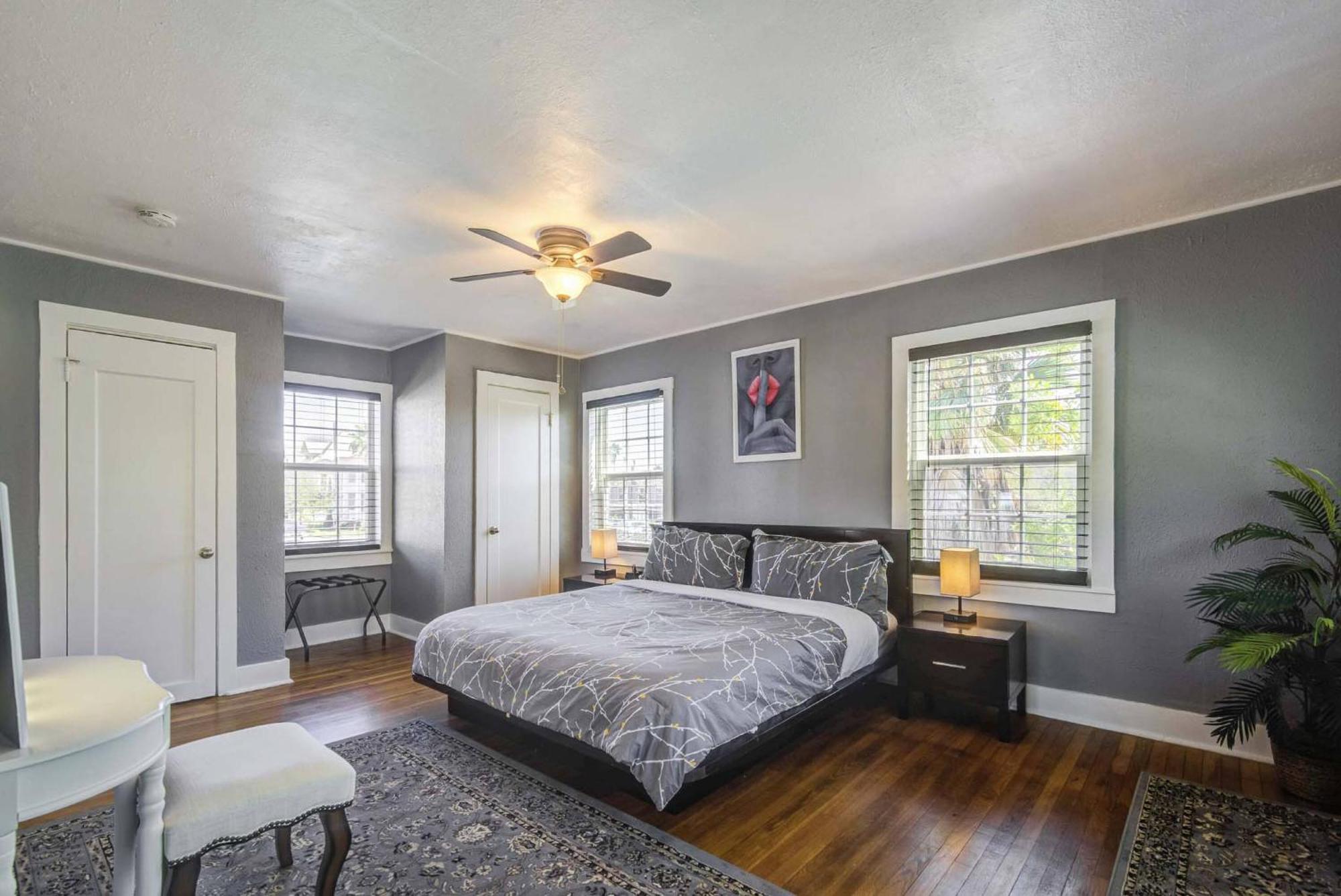 The George Manor Bed & Breakfast *
