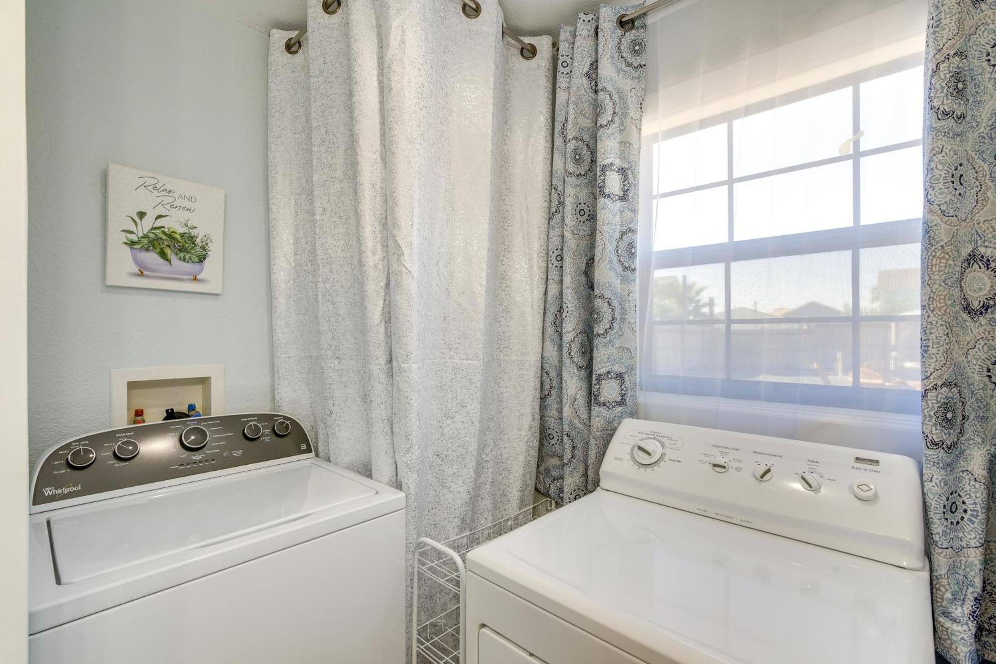 Holiday home Seaside Retreat In Near Pleasure Pier!