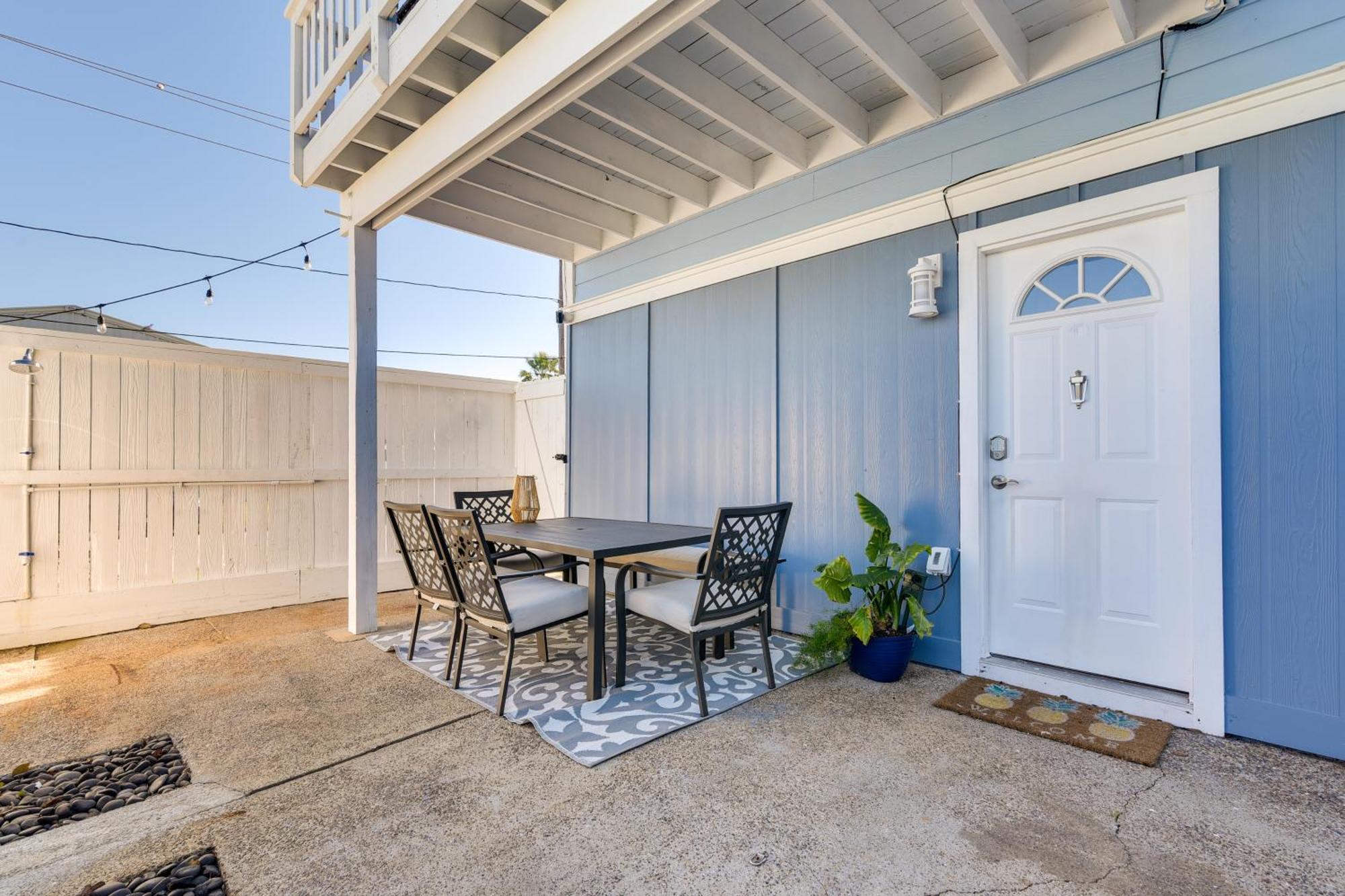 Seaside Retreat In Near Pleasure Pier! Holiday home