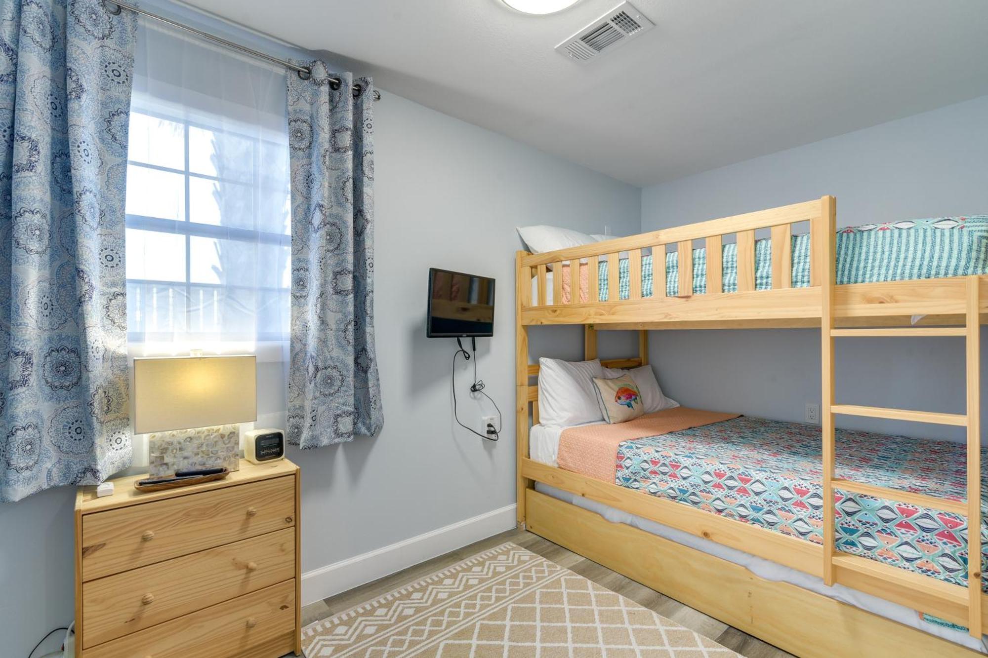 Holiday home Seaside Retreat In Near Pleasure Pier! Galveston