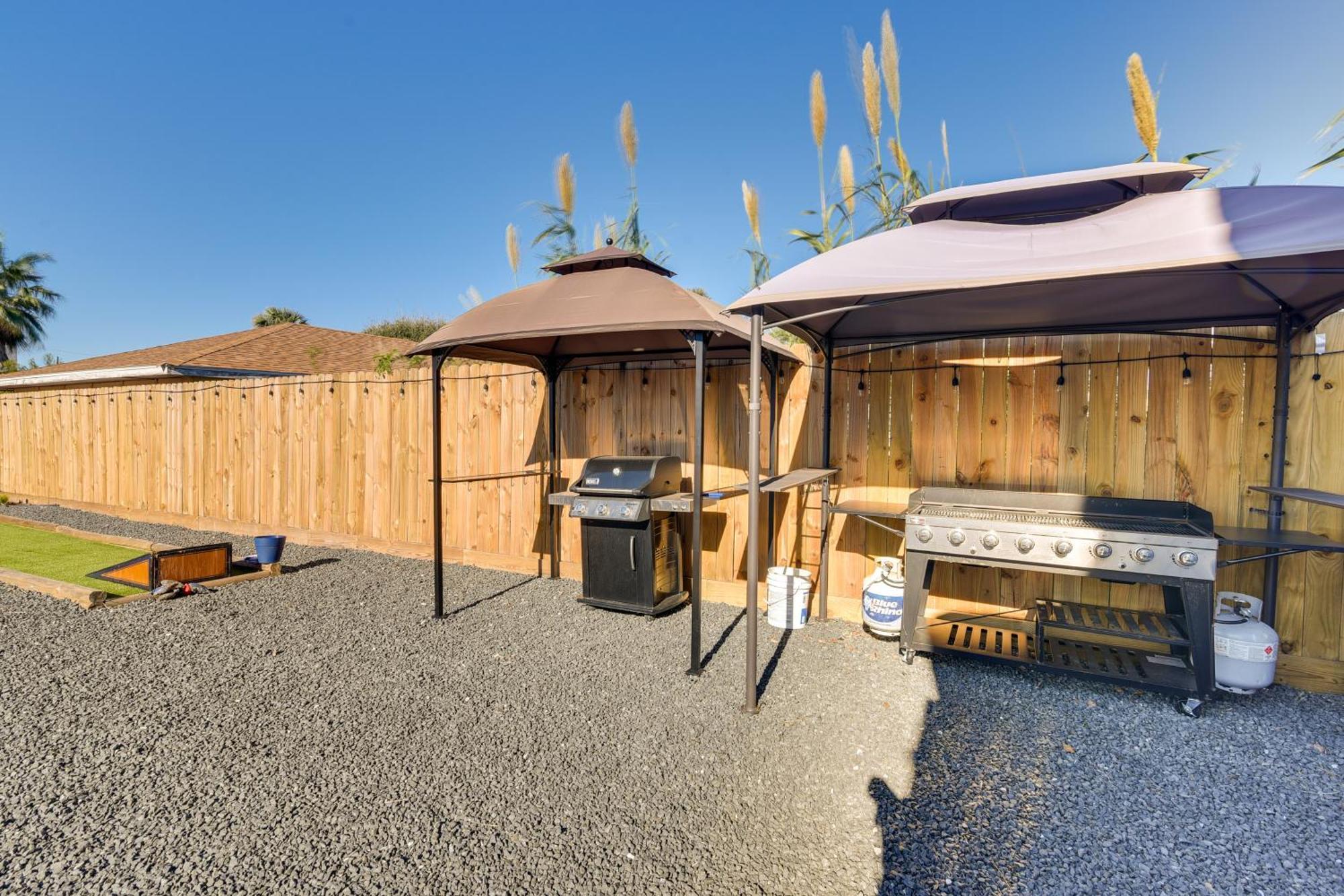 Seaside Retreat In Near Pleasure Pier! * Galveston