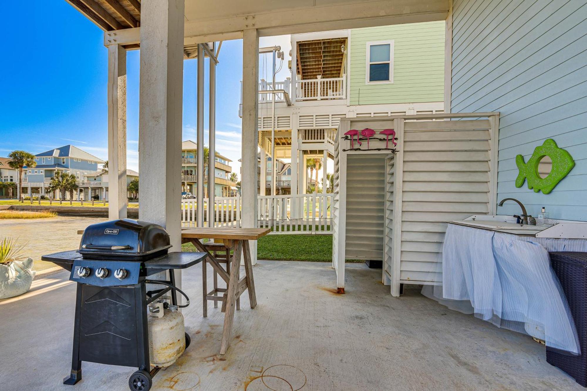 Gorgeous Bay With Private Pool! Galveston