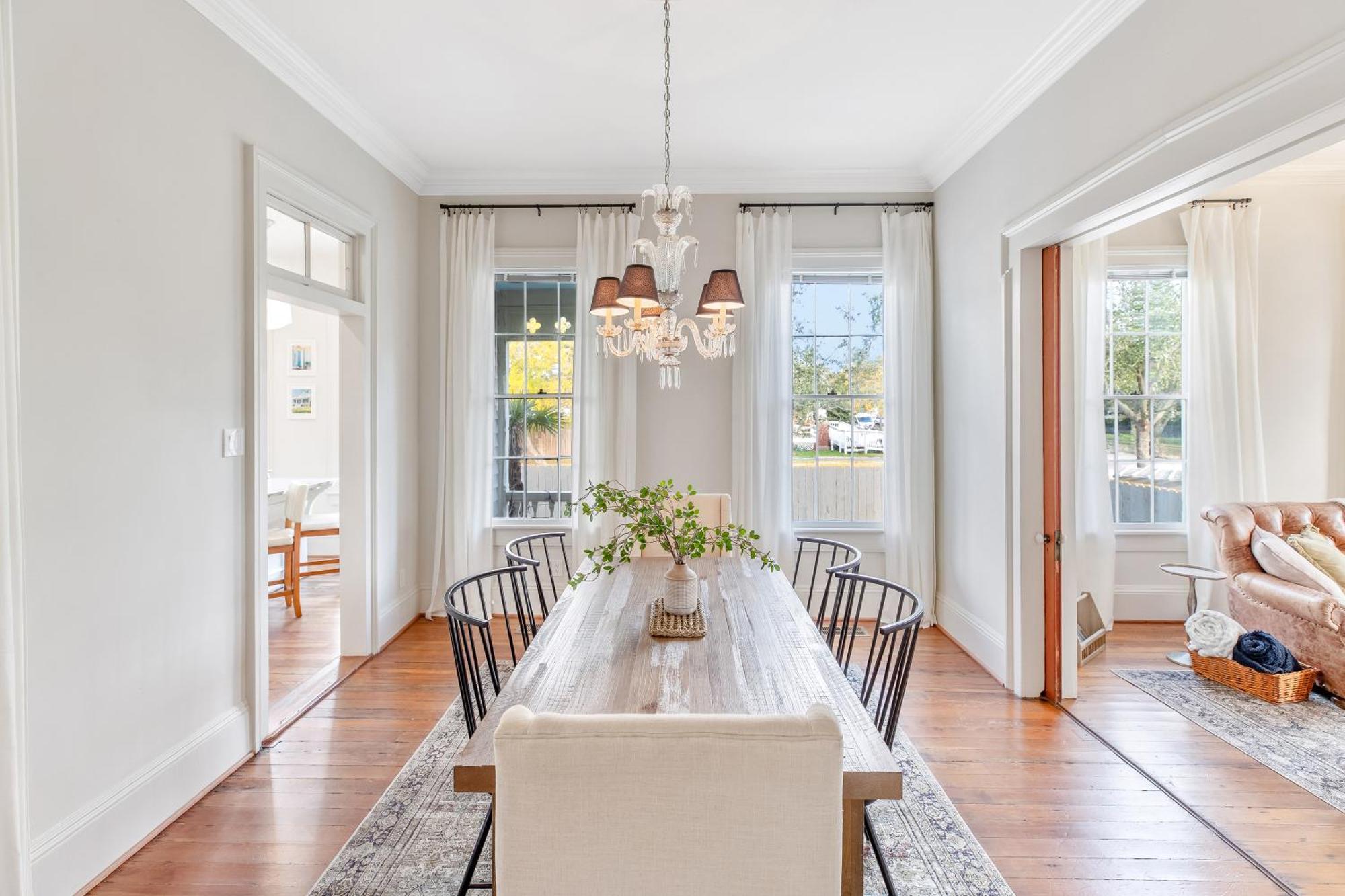 Historic 1871 Coastal Breeze With Heated Pool - Restoring