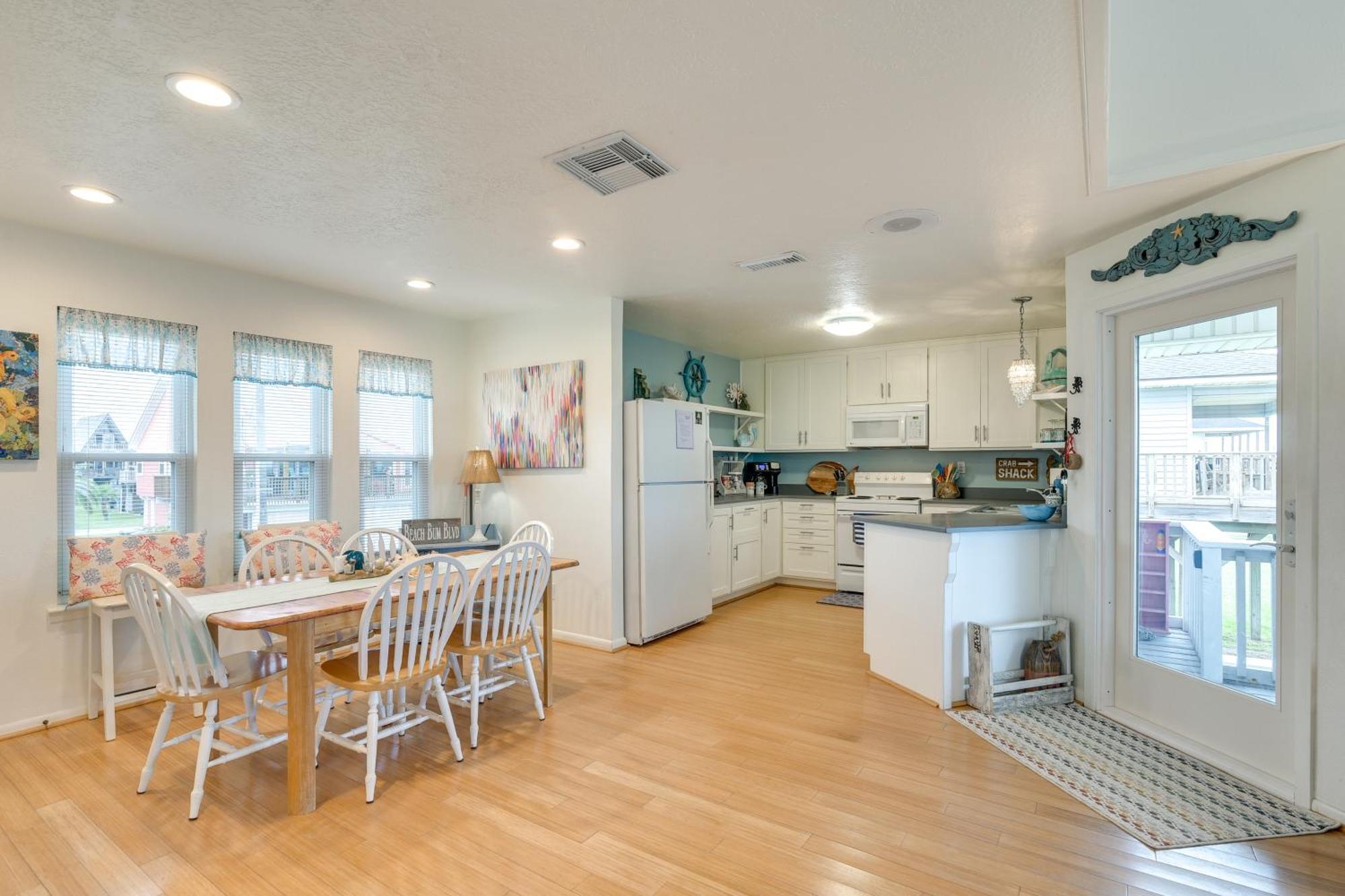 Pet-friendly Terramar Haven With Pool Access Holiday home Galveston
