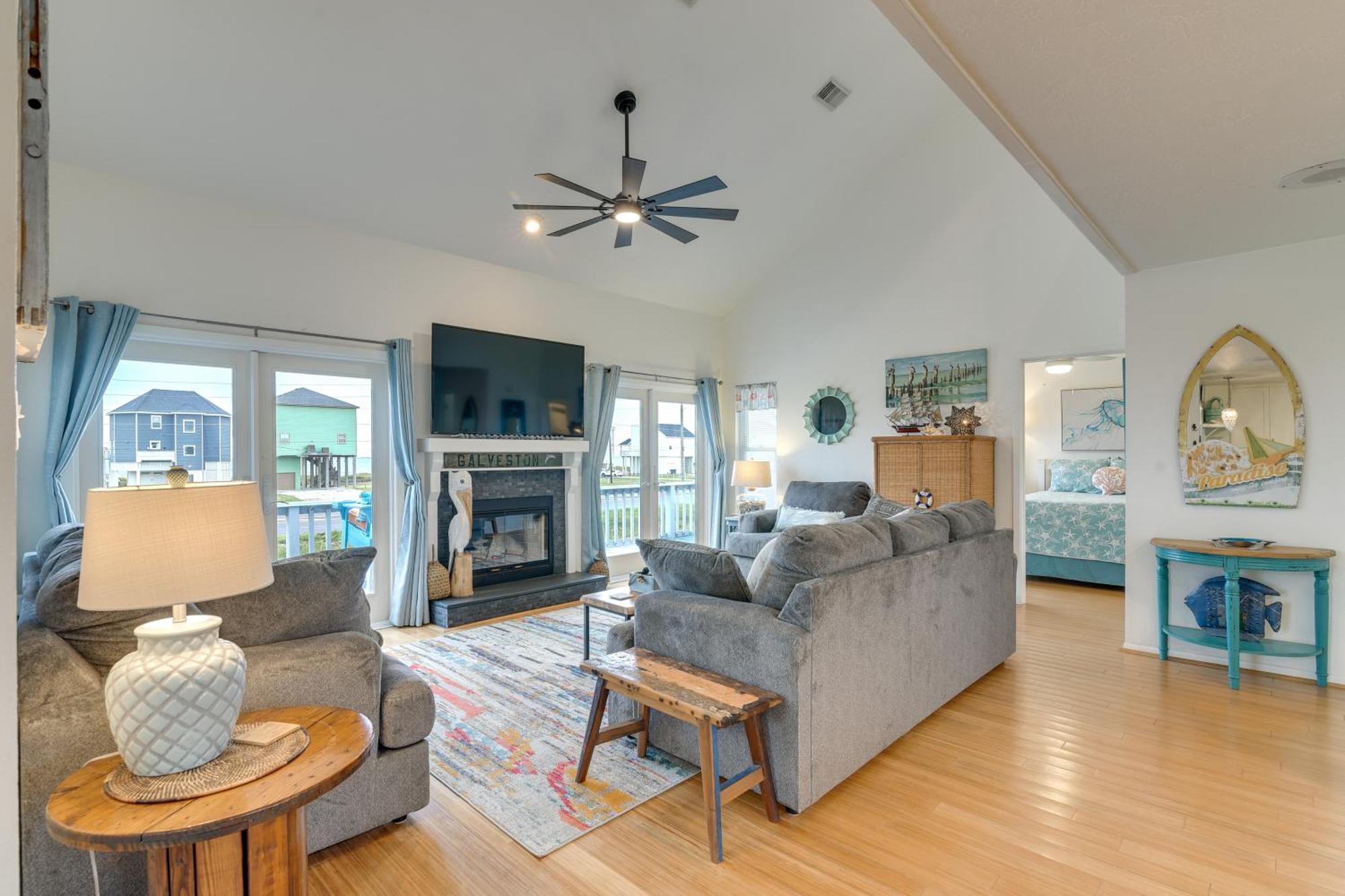 Pet-friendly Terramar Haven With Pool Access Galveston