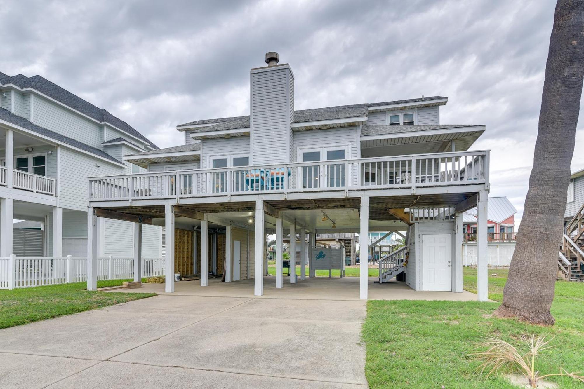 Holiday home Pet-friendly Terramar Haven With Pool Access Galveston