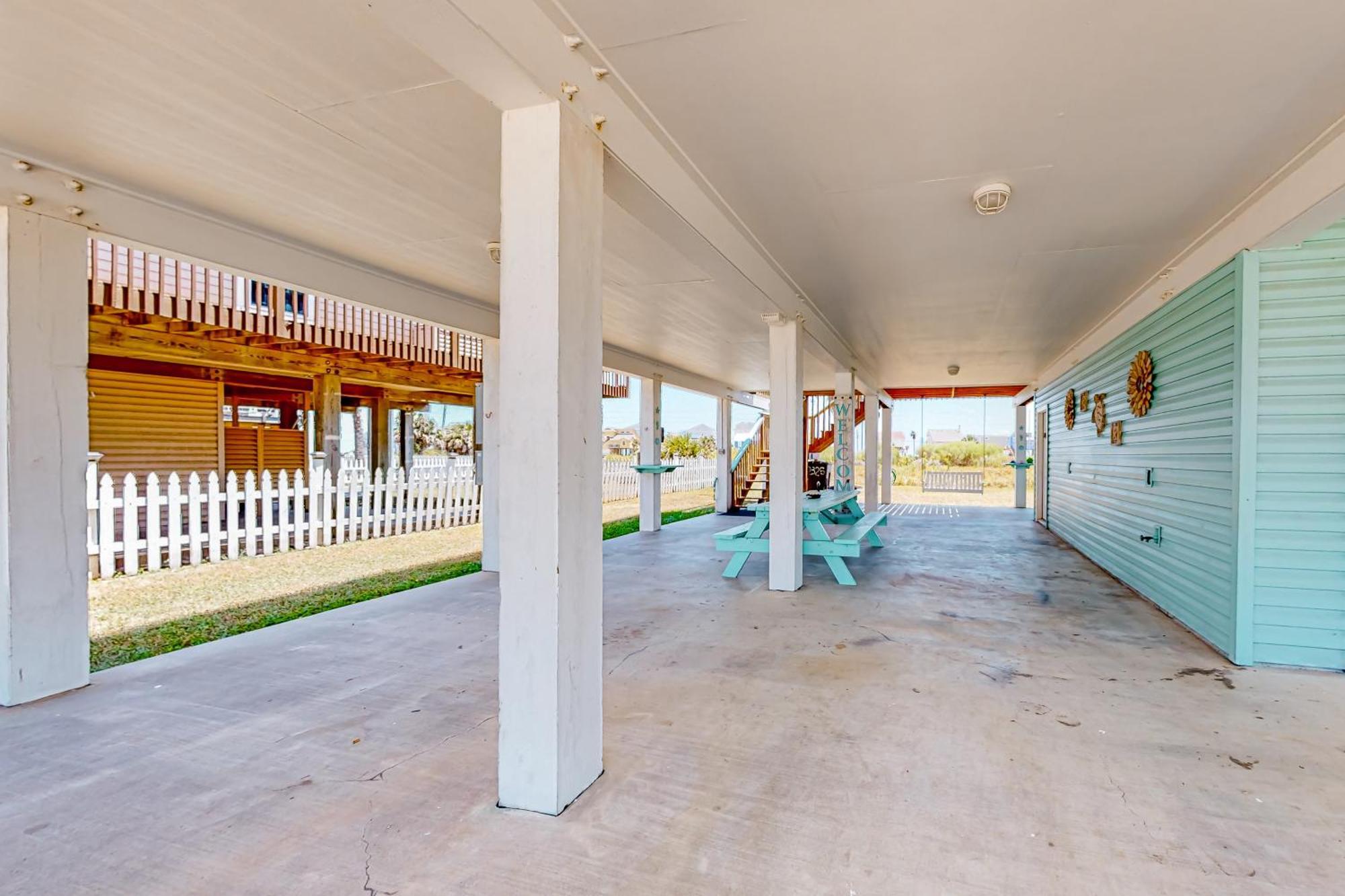Smiles In Isla Del Sol Holiday home Galveston