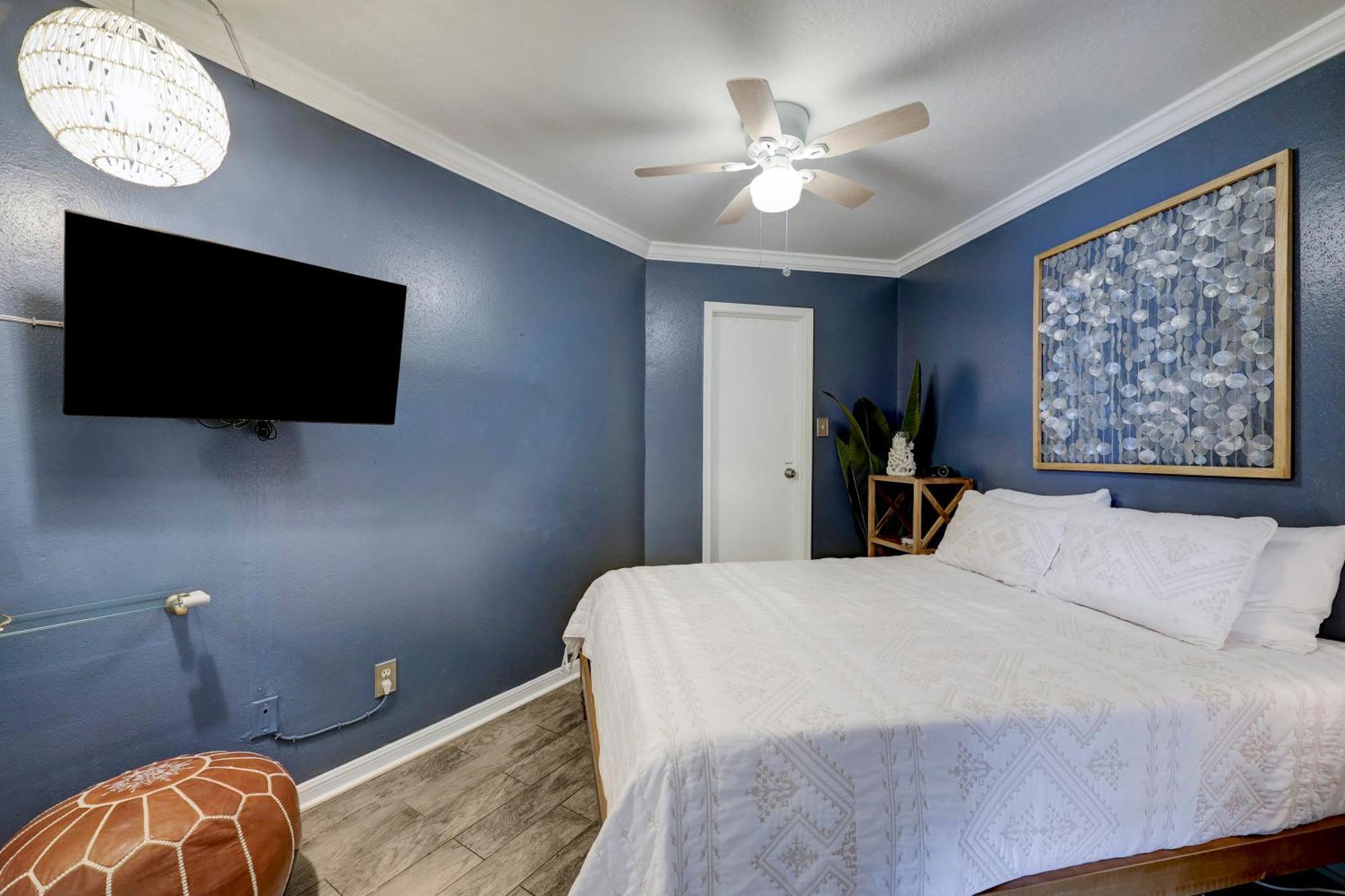 Beautiful Ocean Views At The Victorian Galveston
