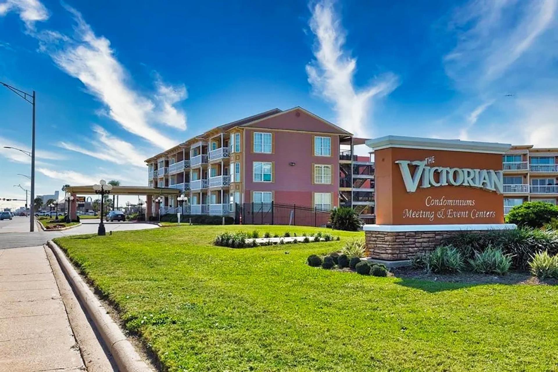Beautiful Ocean Views At The Victorian *