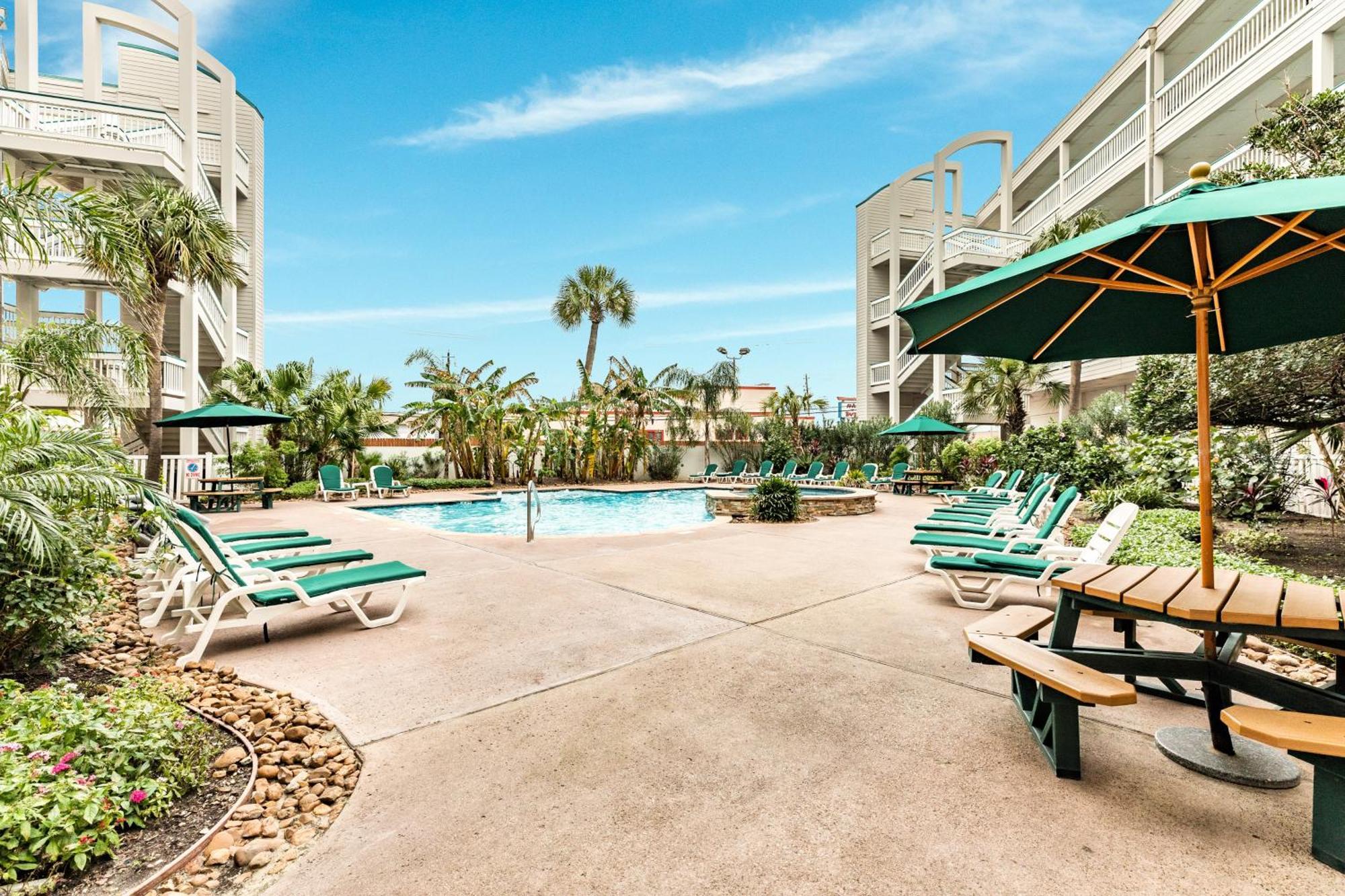 Apartment Casa Del Mar Beachfront Ii *