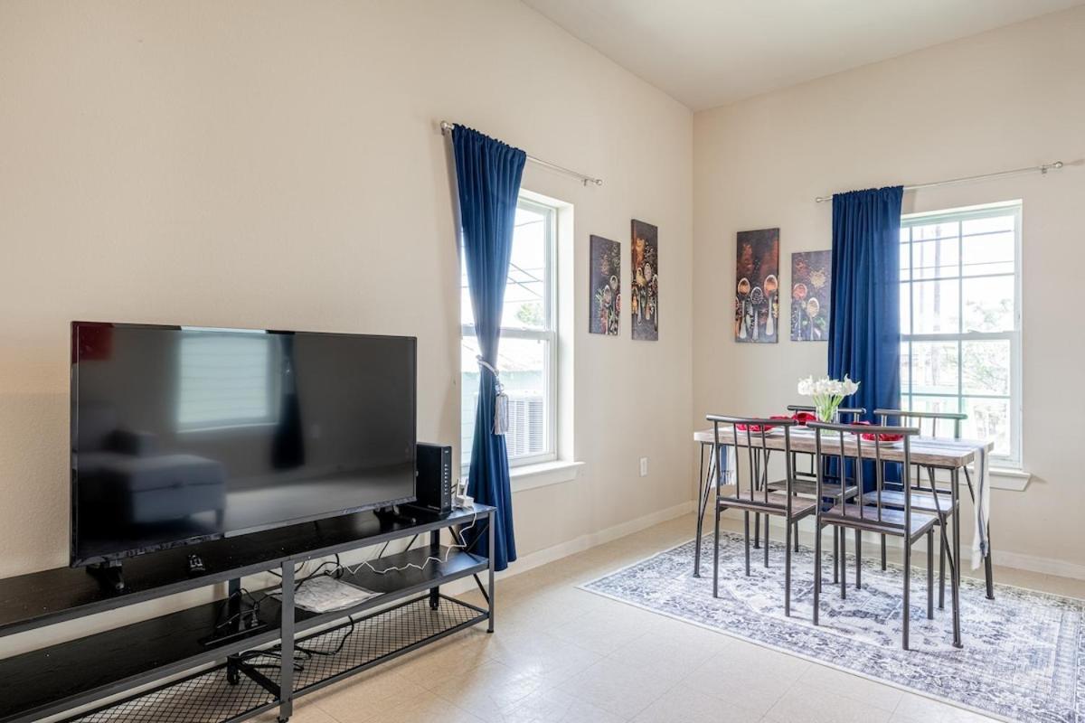 4210 Y1 Cozy 3br Near Pelican Island Seawolf Pkwy Holiday home *