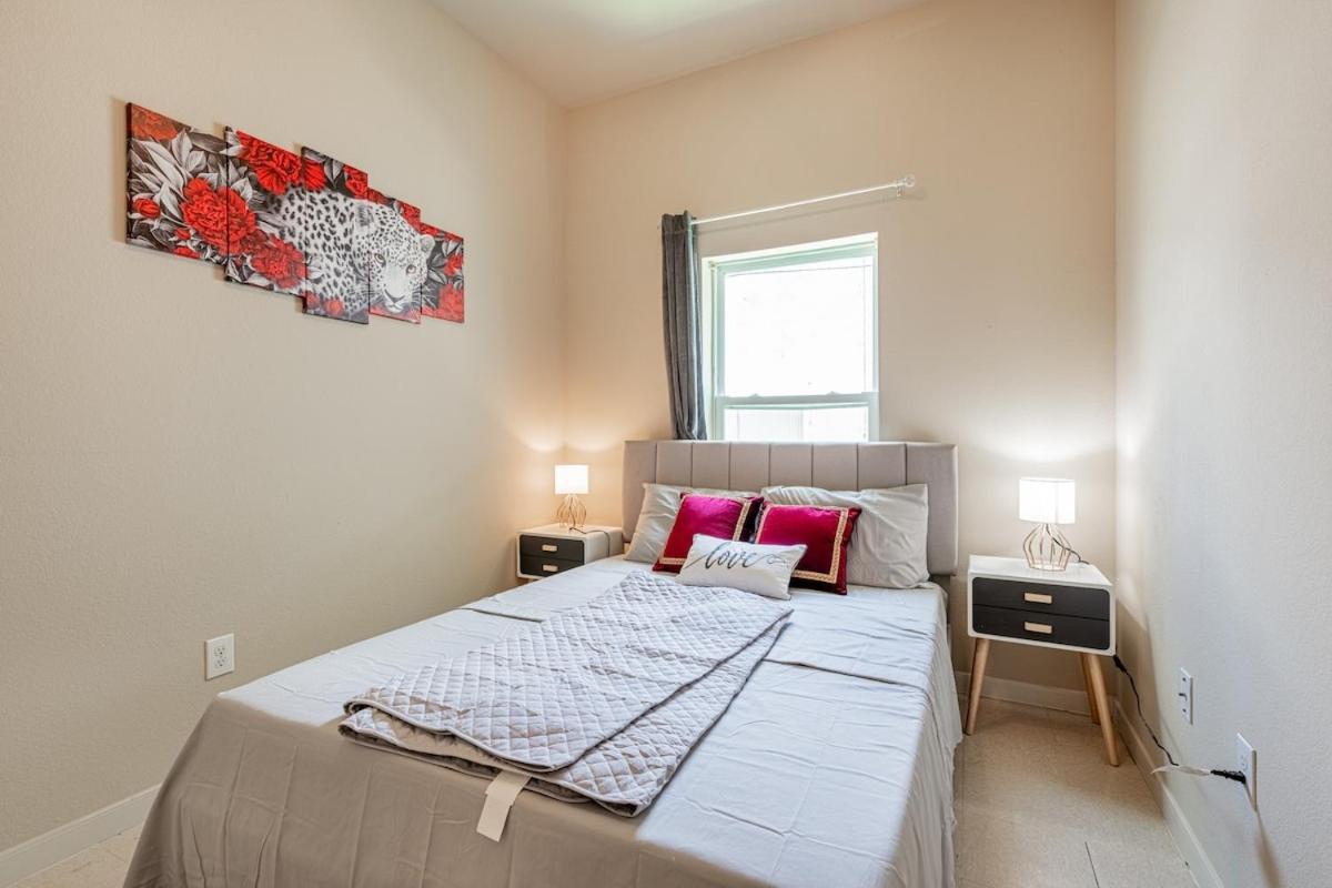 Holiday home 4210 Y1 Cozy 3br Near Pelican Island Seawolf Pkwy