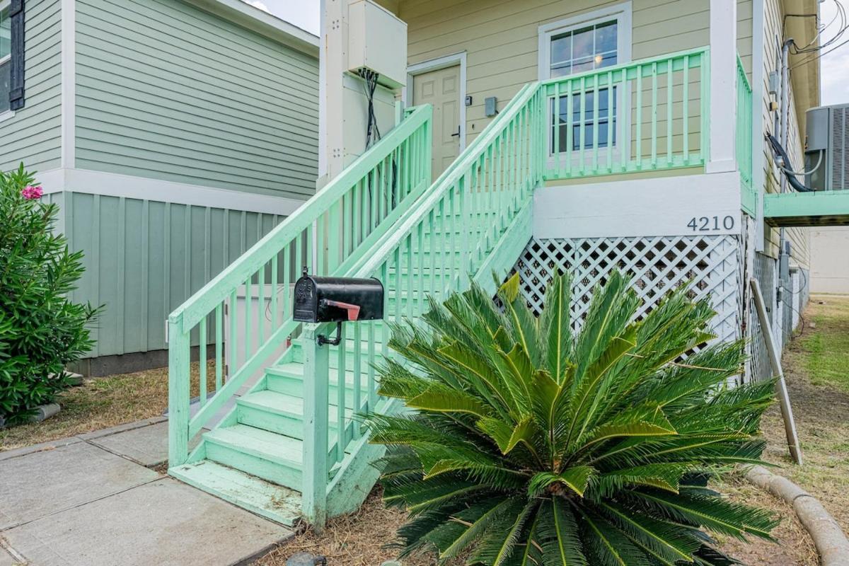 4210 Y1 Cozy 3br Near Pelican Island Seawolf Pkwy Galveston
