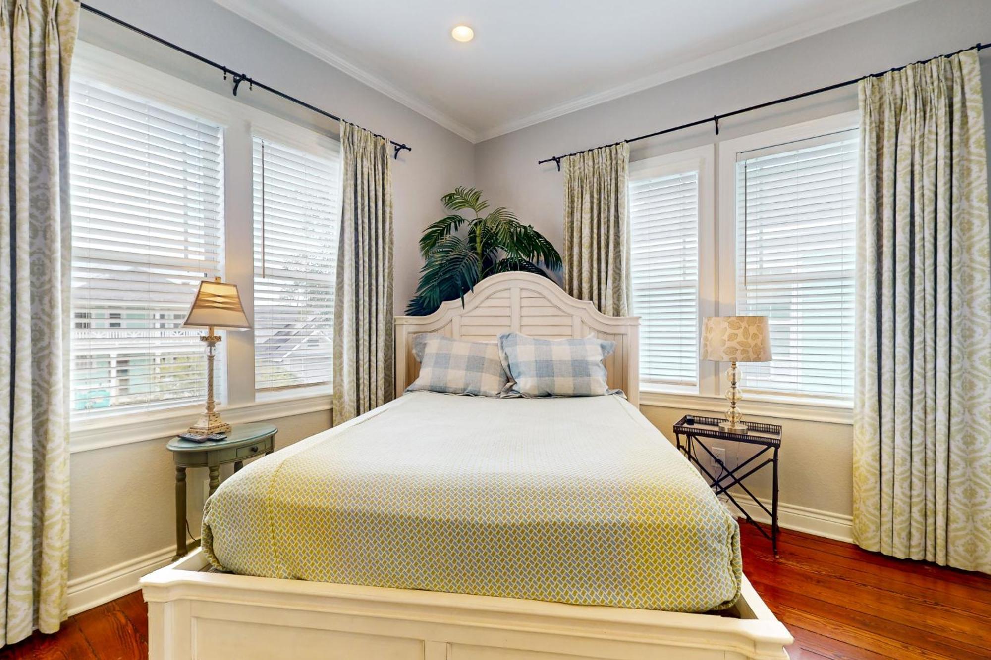 The Beachy & Charming Whale Holiday home Galveston