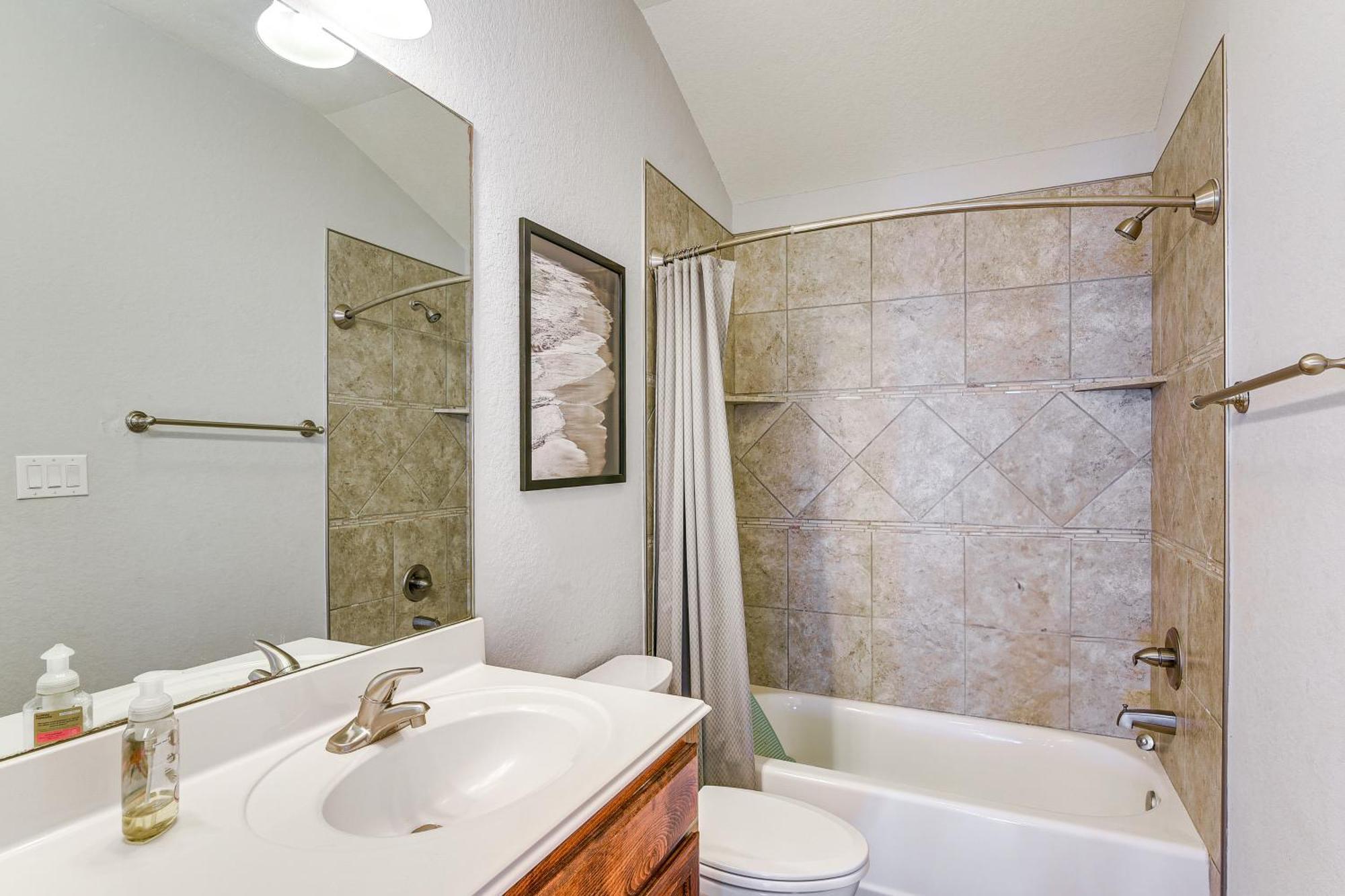 Walk To With Golf Cart! Holiday home Galveston