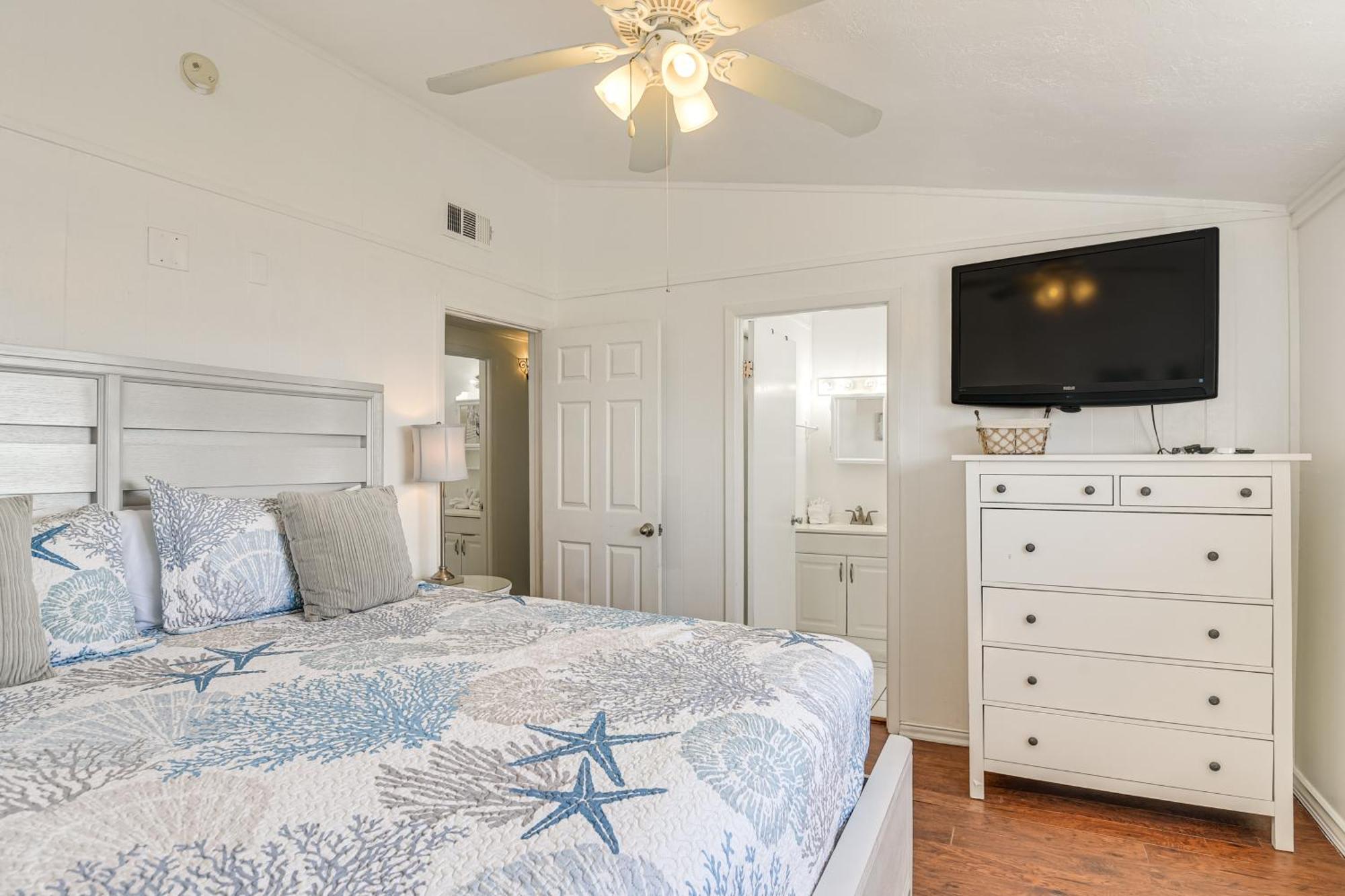 Beachfront Retreat With Deck - 5 Mi To Schlitterbahn Holiday home *