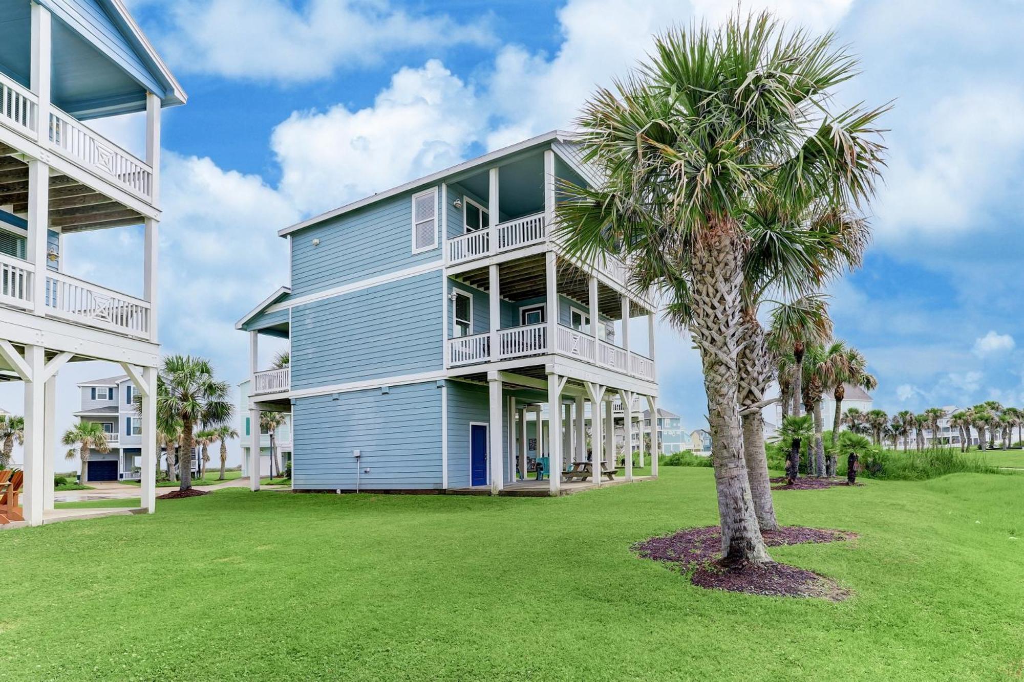 Holiday home Cozy With Amenities, Oceanbay, Views And 3 Decks! Galveston