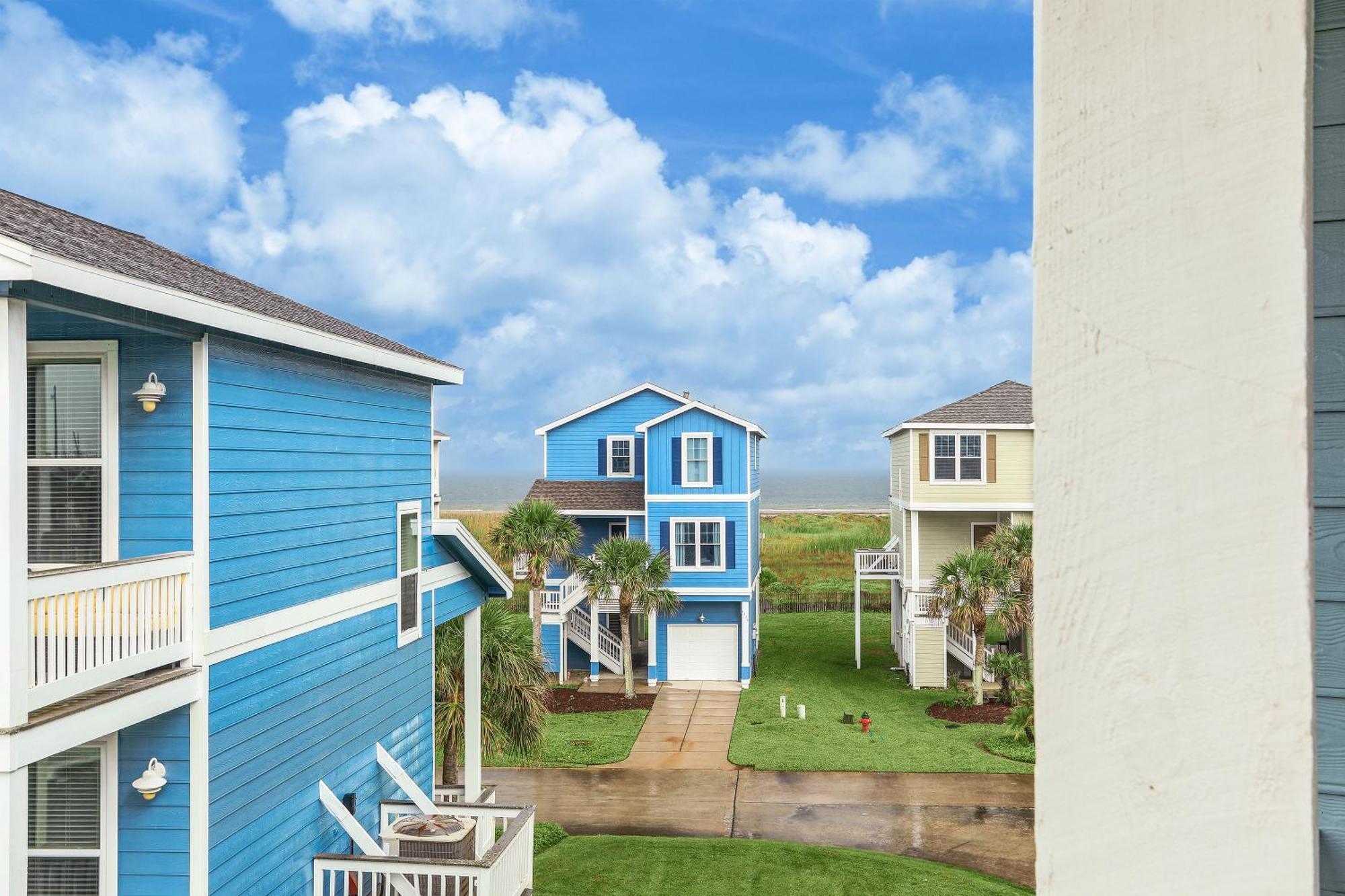 Holiday home Cozy With Amenities, Oceanbay, Views And 3 Decks!