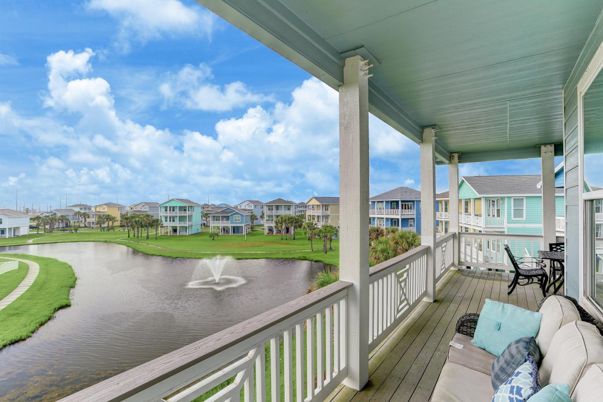 Holiday home Cozy With Amenities, Oceanbay, Views And 3 Decks!