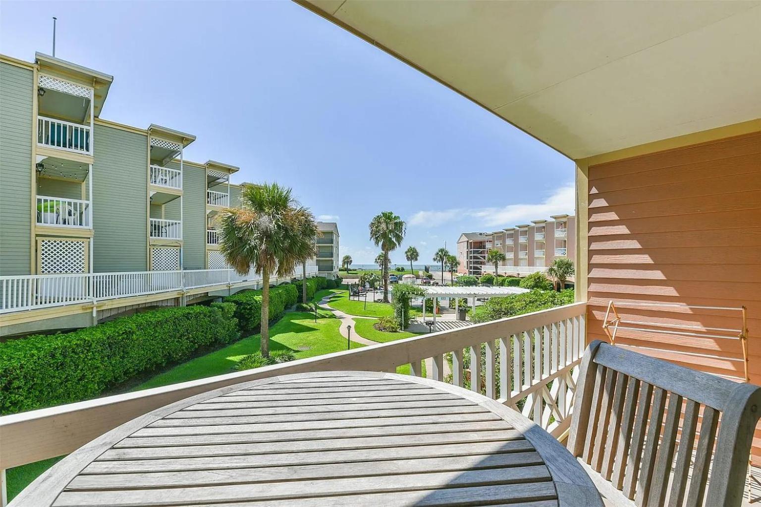 Apartment Ocean & Pool Views On Seawall - Shoreline 08 Galveston