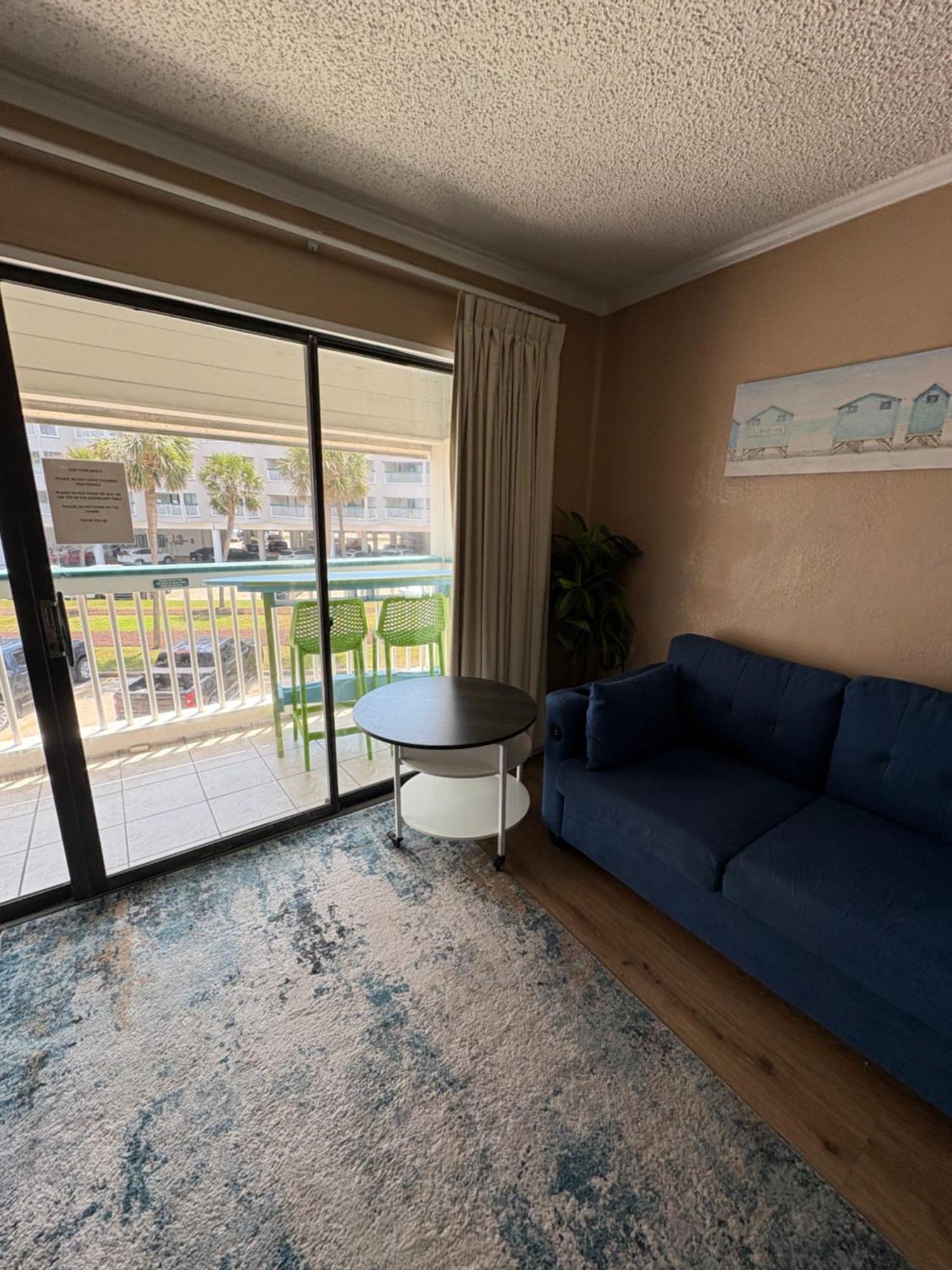 Apartment Seawall Breeze In Galveston
