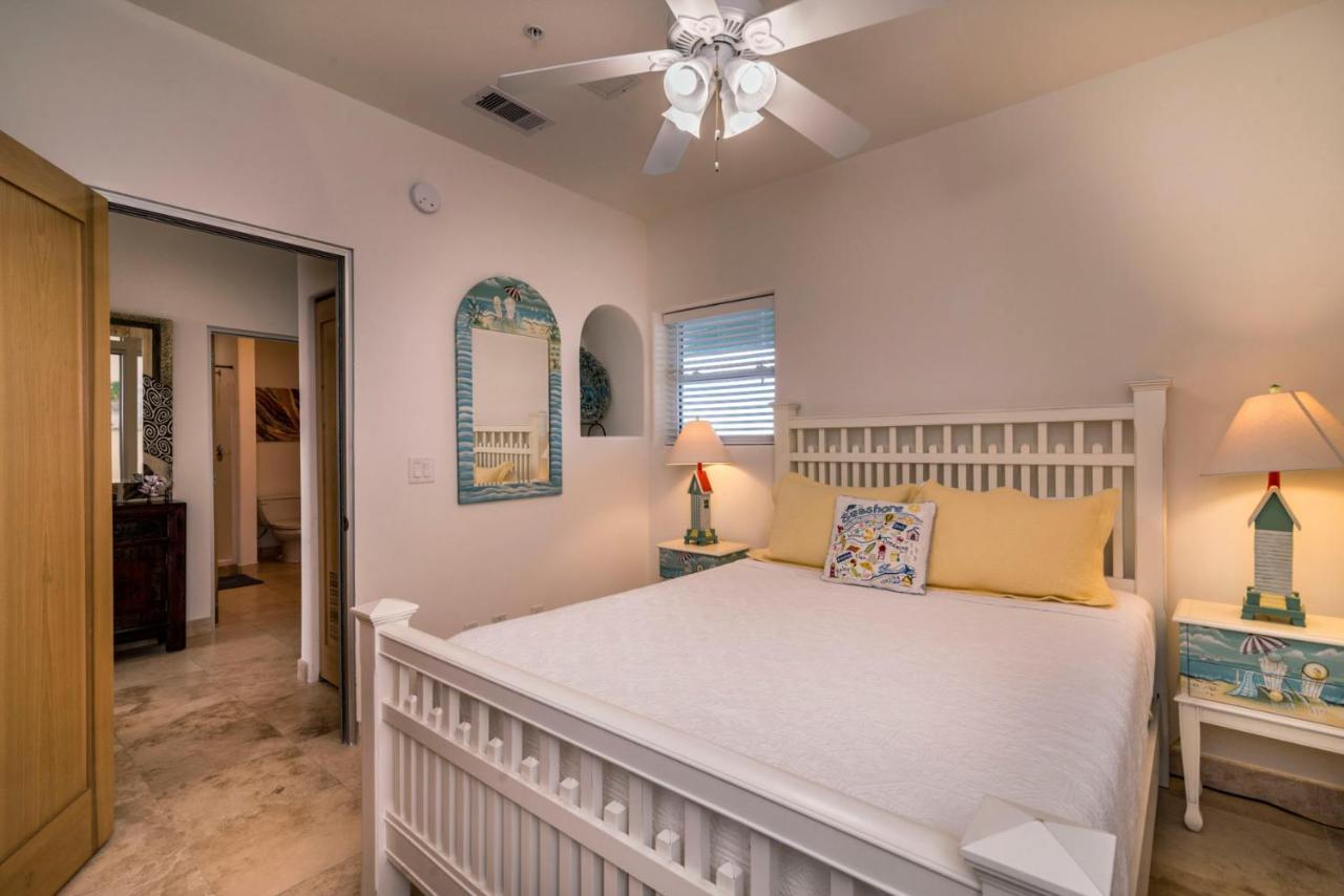 Apartment Sea Deuce By The Ocean *