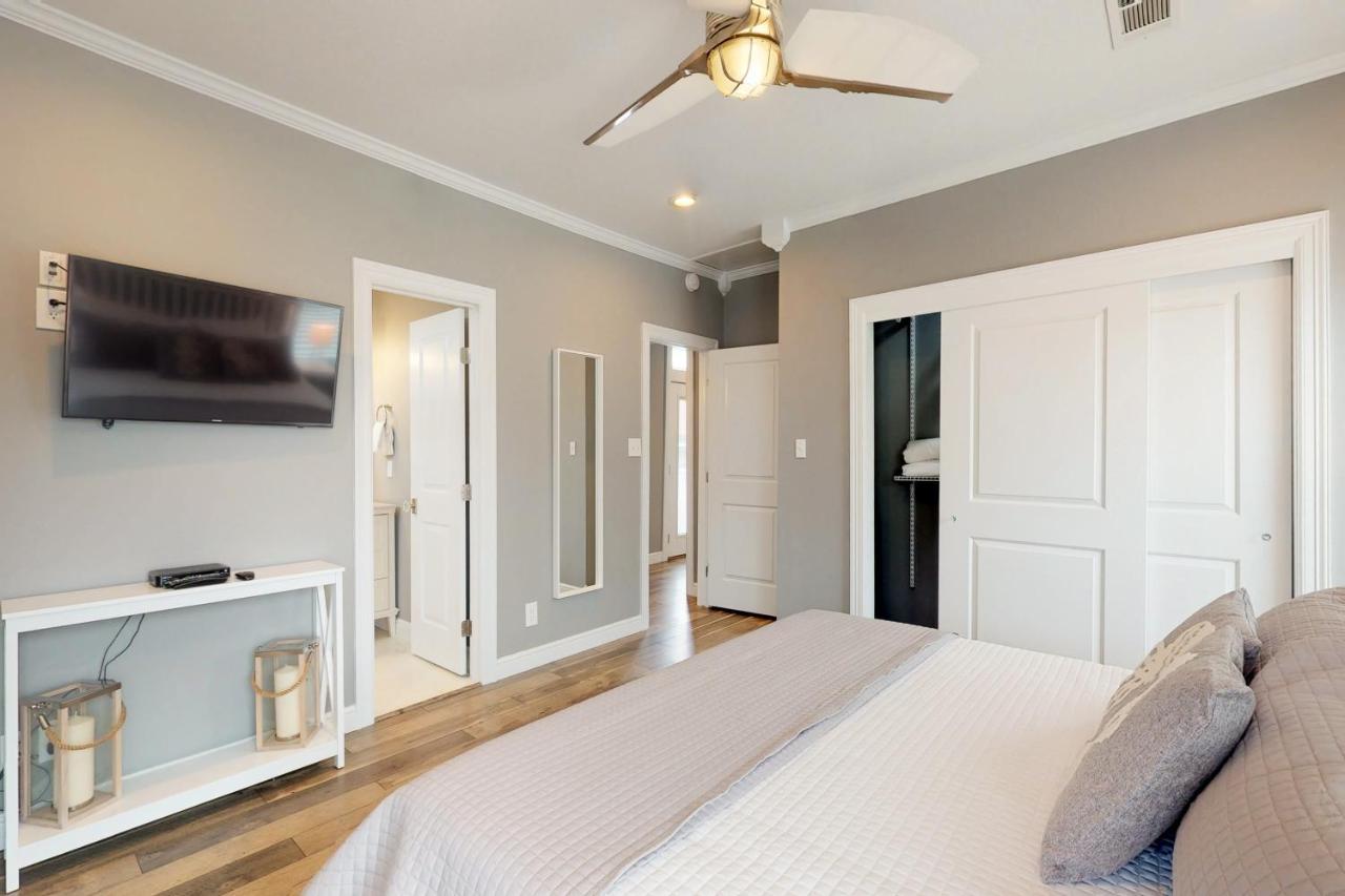The Breezy Bungalow Holiday home Galveston
