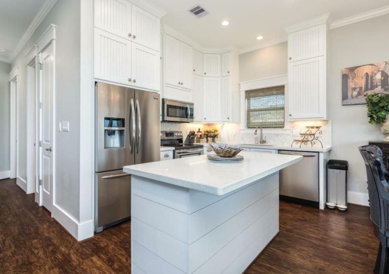 Villa Beachfront Bliss Galveston