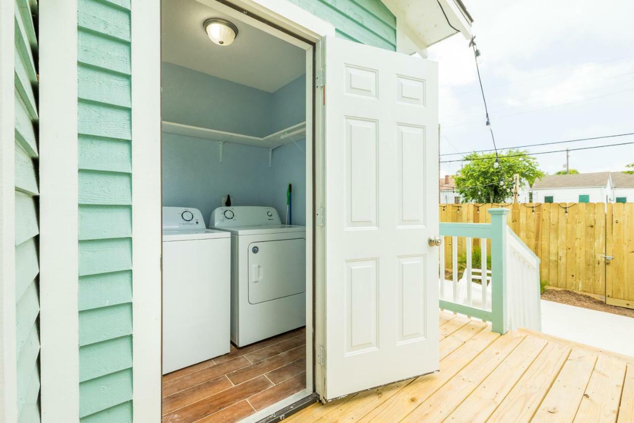 The Beachin' Bungalow Galveston