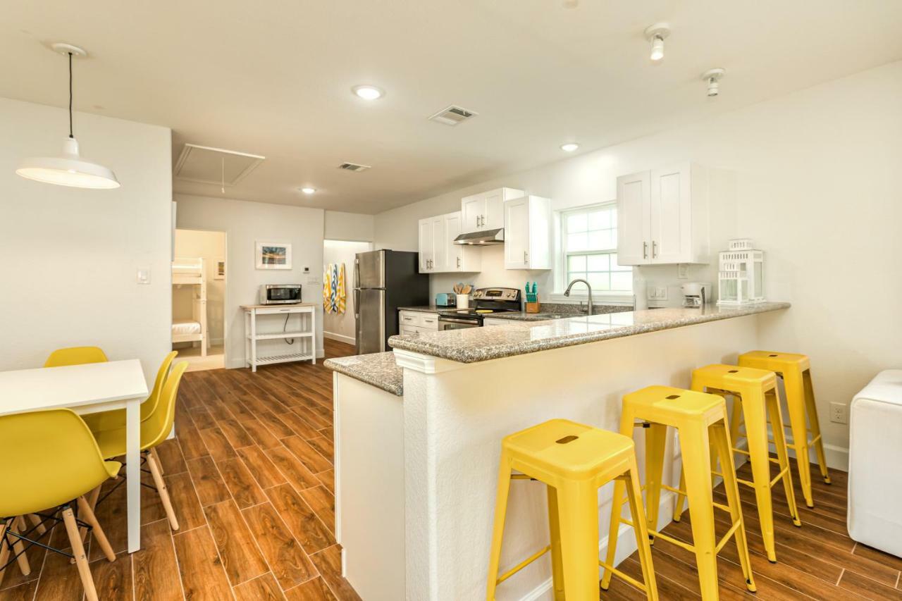 Holiday home The Beachin' Bungalow Galveston