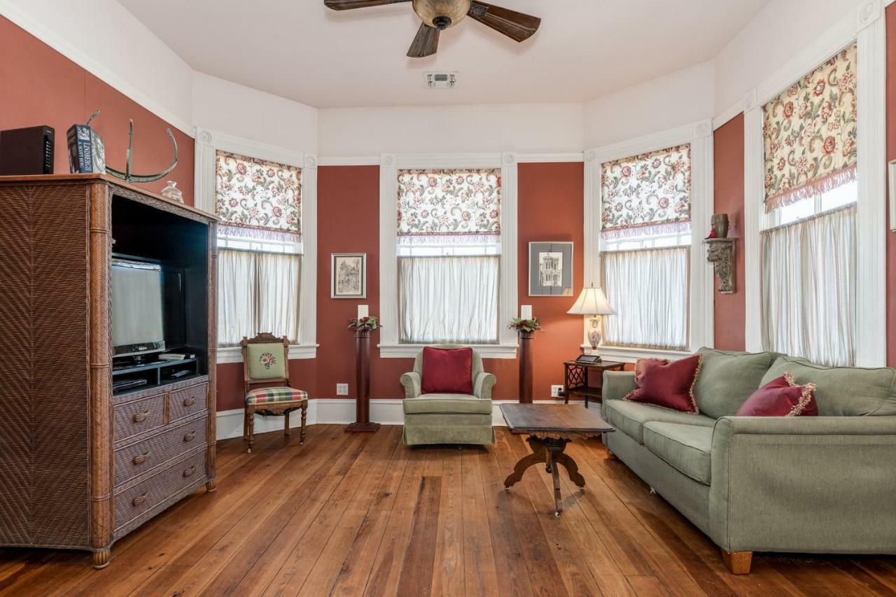 Victorian House Holiday home Galveston