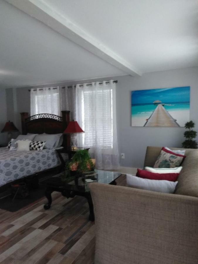 Aworldaway! Casual Elegance By The Beach. * Galveston