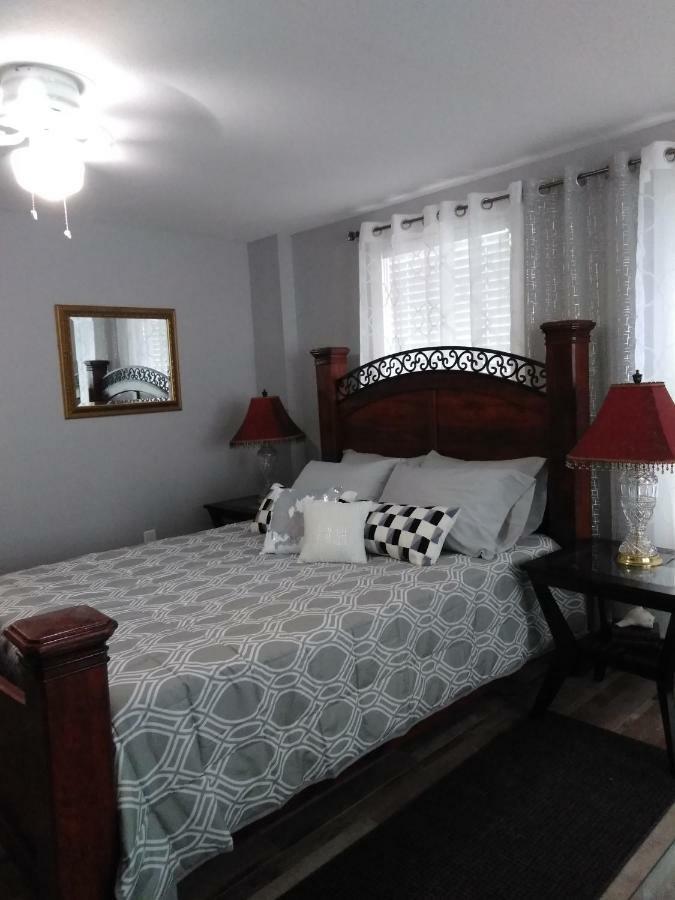 Holiday home Aworldaway! Casual Elegance By The Beach. *