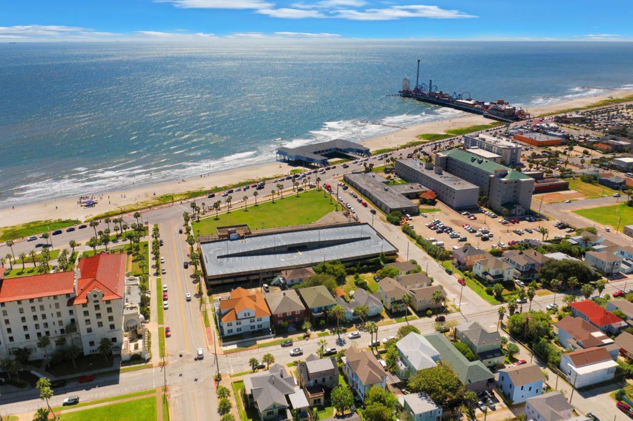 Oceanview By The Galvez