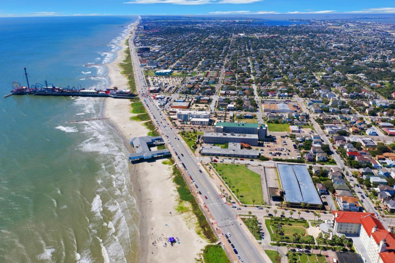 Oceanview By The Galvez *