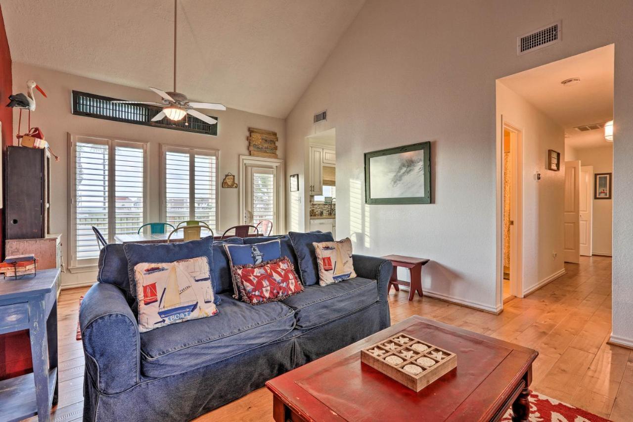 Holiday home House With Ocean Views And 2 Decks! Galveston
