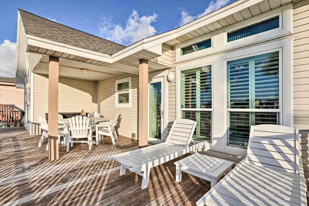 Holiday home House With Ocean Views And 2 Decks! *