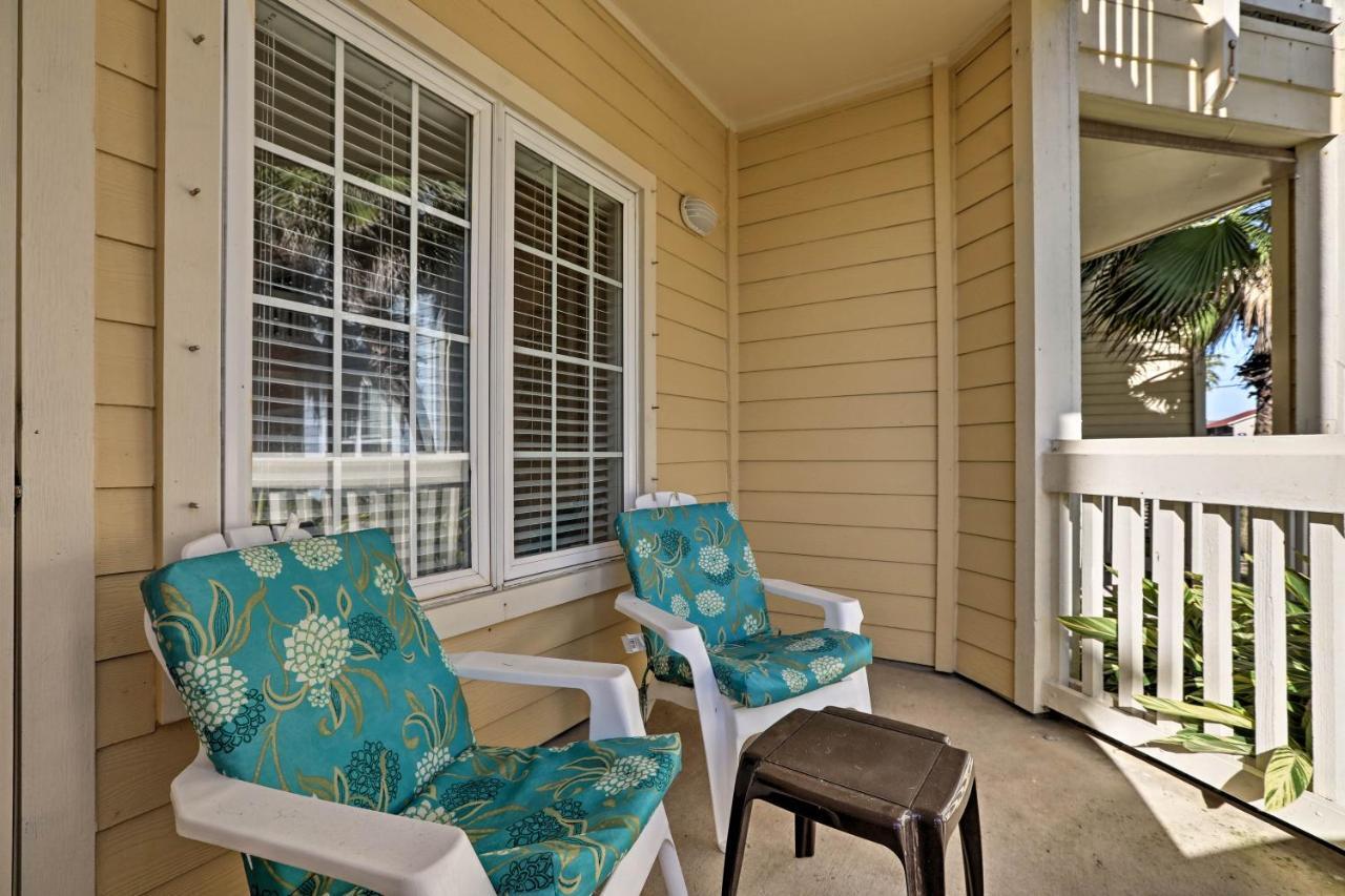 Lavish Escape Walk To The Beach! *
