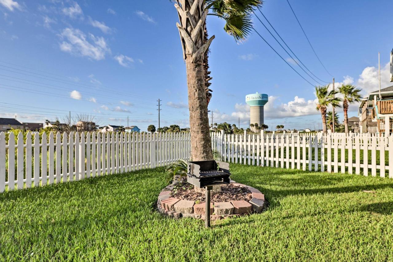 Holiday home House With Ocean Views And 2 Decks! *