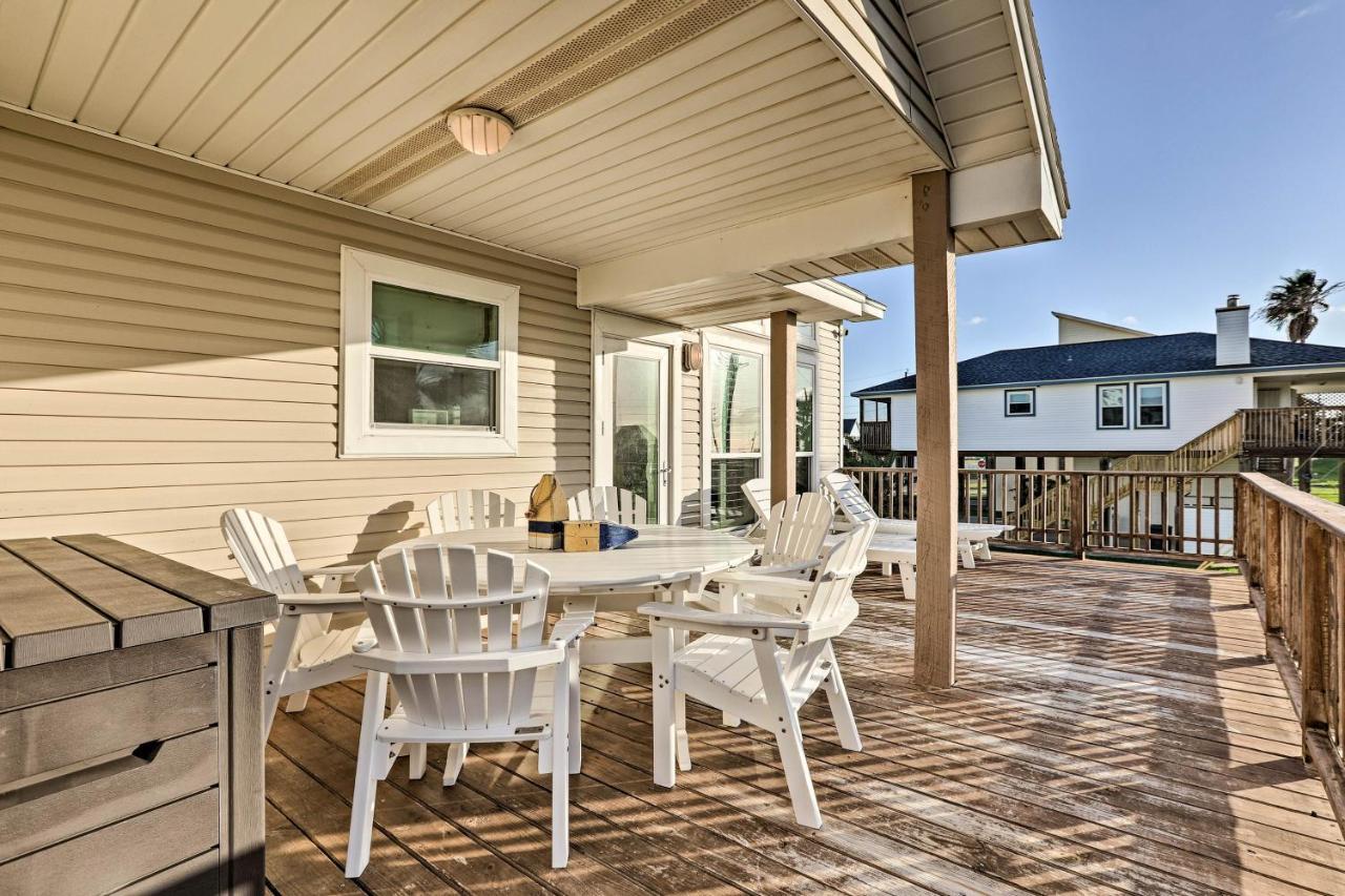 Holiday home House With Ocean Views And 2 Decks! *