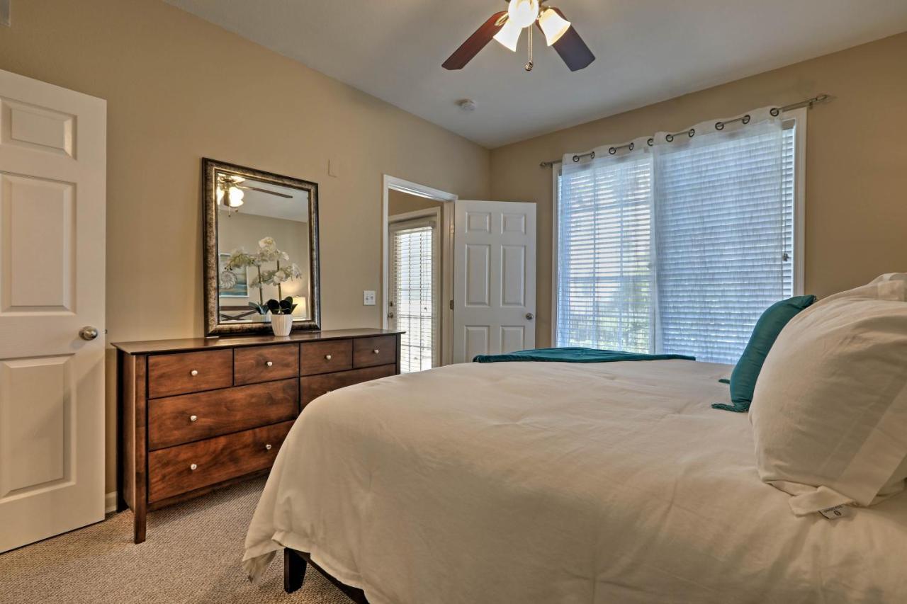 Lavish Escape Walk To The Beach! Apartment *