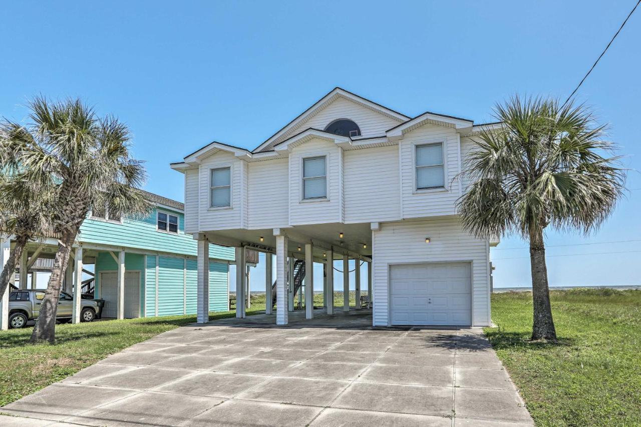 Holiday home Oceanfront - Walk To Beach! Galveston