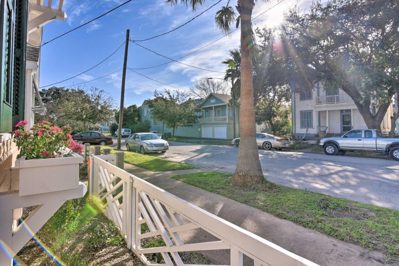 Bright Close To And * Galveston