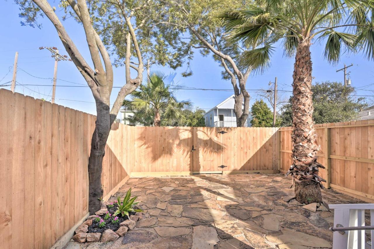 Holiday home Bright Close To And Galveston