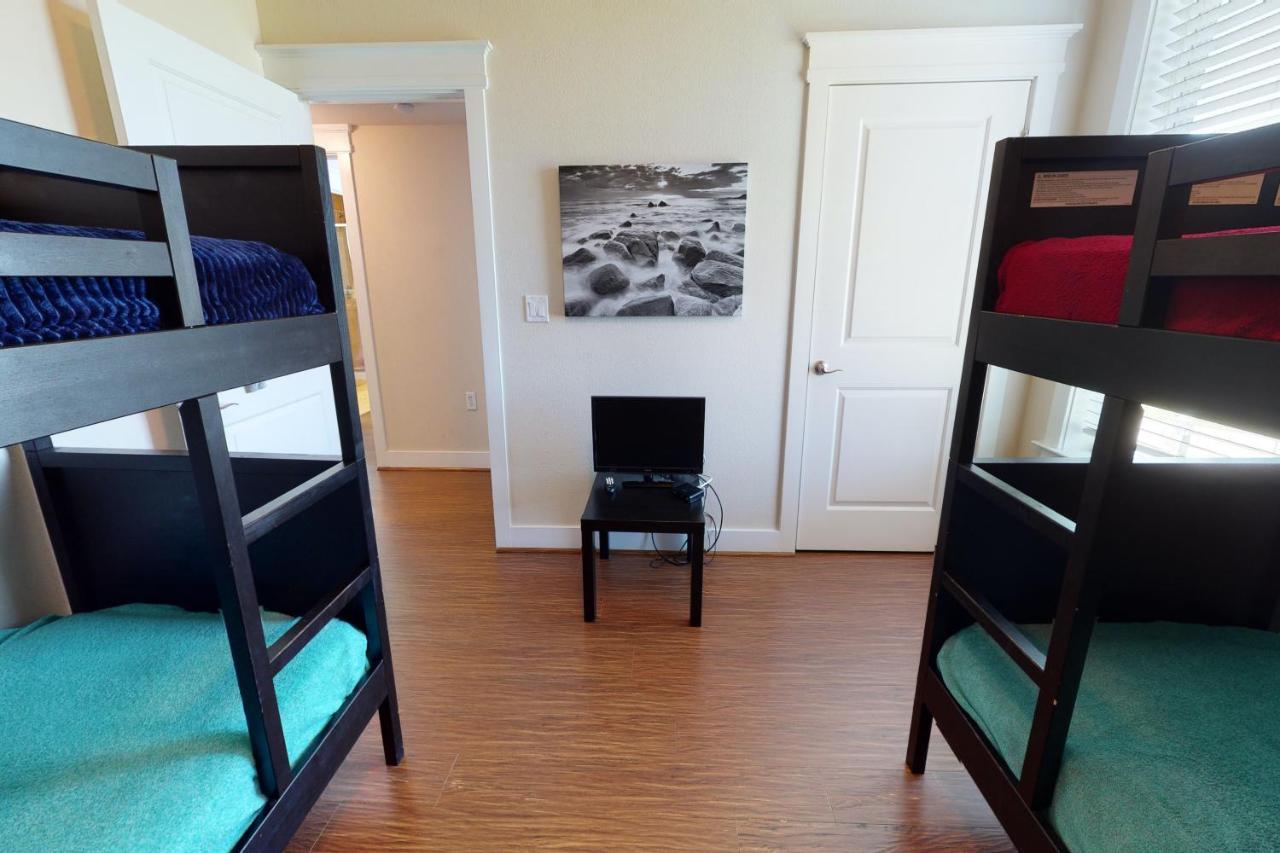 Ocean Breeze Apartment *