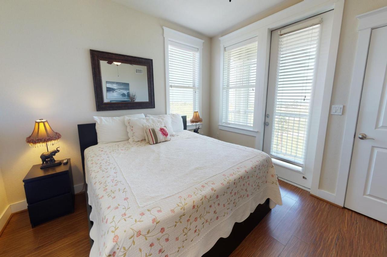 Ocean Breeze * Galveston