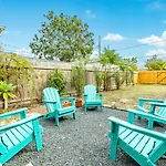 Barefoot Coastal Cottage